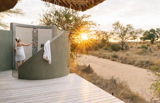 Simbavati Camp George Luxury Suite Outside Shower