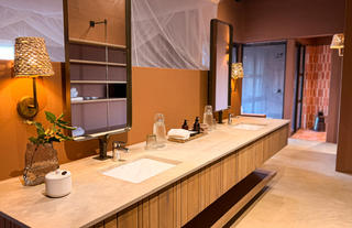 Family Suite Bathroom