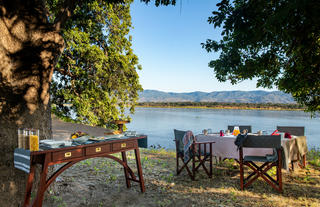 Mana River Camp - Breakfast