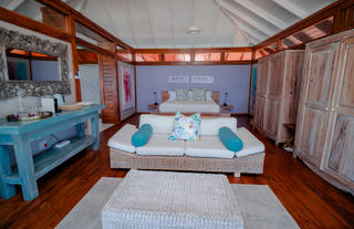 Luxury Private Villa Accommodation