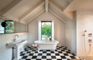 Bathroom of Queen Bee loft suite in the Farmhouse