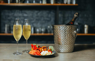 Food & Champagne
