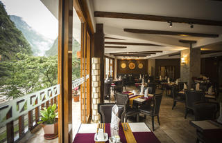 Qunuq Restaurant with river view 