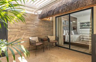 Deluxe King Patio Room