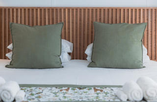 Chobe Princess Cabin Headboard details