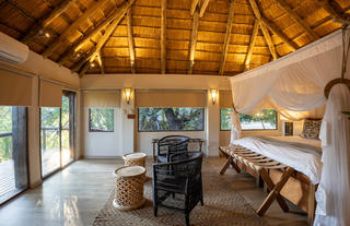 Luxury rooms at River Lodge 