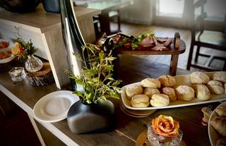 River lodge Buffet breakfast 