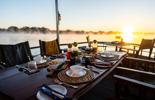 Mukwa River Lodge - Dining Experience / River Safari Activity