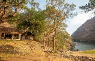 Lodge in the Kariba Gorge