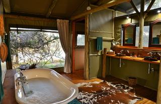 River Camp: Bathroom Ensuite