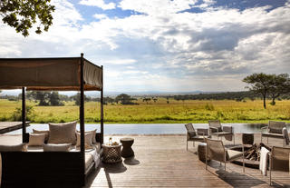 Serengeti House View Across the Pool