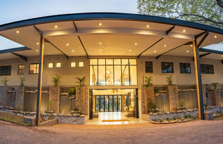 Waterfalls Lodge - Arrival