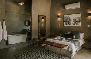 Rhino's Rest Villa Room