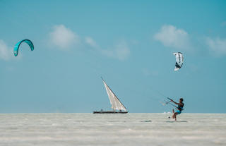 Learn kitesurfing in top conditions