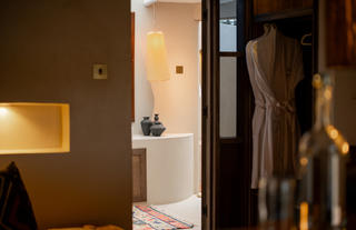 Private Suite Bathroom