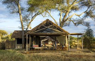 The rooms at Kuro are a clever blend of thatch, canvas and wooden decking, making the most of the views and being in the wilds of Tarangire. 