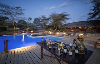 Pool Bar