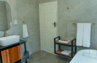 Executive Bathroom