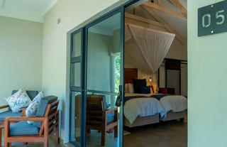 Delxe Twin Room