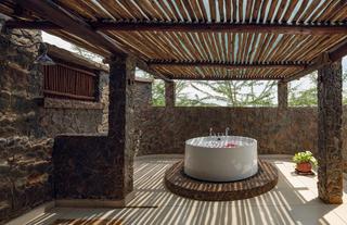 Suite Bath Tab