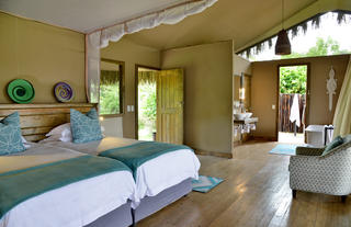 Chundu Island - Family Riverview Suite