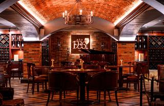 Bar 1936
