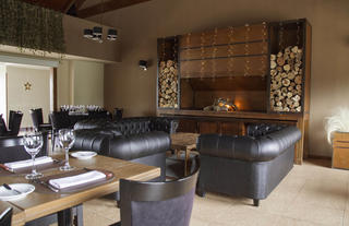 Mora Restaurant
