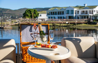 Picnic on board