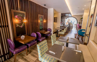 Restaurant / Coffee Shop