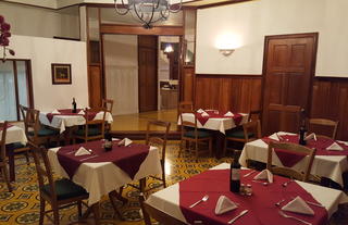 restaurant