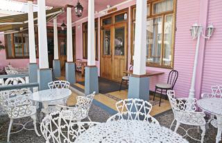 Bar y Terraza