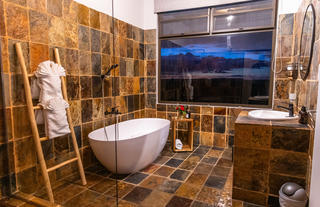 Luxury Mountain Chalet Bathroom