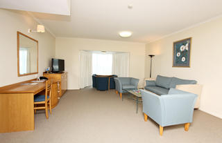 Suite Living area