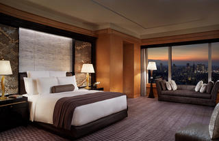 The Ritz-Carlton Suite - Bed Room