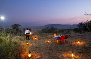 NYIKANI CAMP - CENTRAL SERENGETI - Night