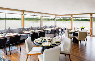 Aria Amazon - Dining Room