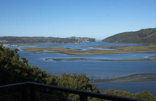 Panoramic views to the Knysna Heads