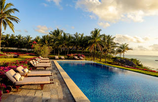 Infinity pool