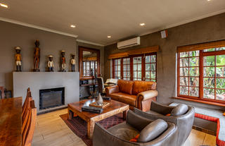 Singa Town Lodge - Lounge 