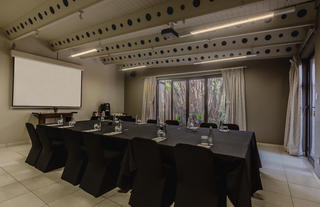 Singa Lodge - Conference Room