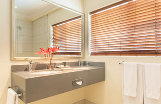 The Beach Hotel Bathroom 