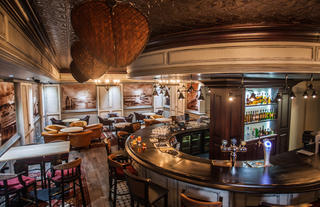 Tall Ships Cocktail Bar 