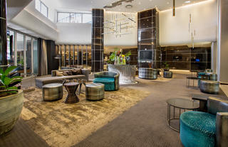 The Maslow Sandton - Lobby