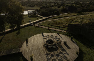 Hlosi Game Lodge - Boma and View
