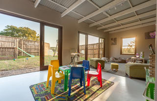 Hlosi Game Lodge - Kids Playroom