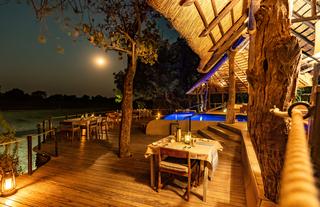 Lion Camp dinner time