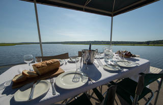 Enjoy the picnic lunch on the Chobe River