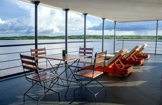 La Perla Amazon Cruise