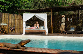 Chiawa pool and deck overlooking the Zambezi