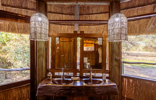 Bilimungwe Bathroom in Chalet